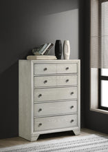 Load image into Gallery viewer, Antique White Oak Chest
