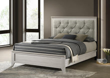 Load image into Gallery viewer, Queen Bed-Dresser-Mirror
