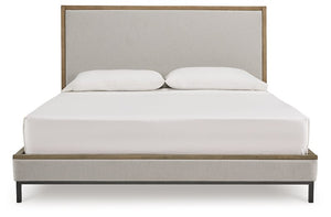 Tomtyn Upholstered Bed