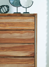 Load image into Gallery viewer, Dressonni Chest of Drawers
