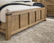Load image into Gallery viewer, Ridgester Bed - Ego Home Furniture
