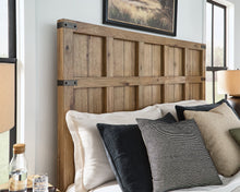 Load image into Gallery viewer, Ridgester Bed - Ego Home Furniture
