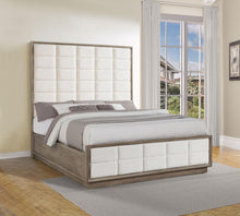 Load image into Gallery viewer, Durango Panel Bed
