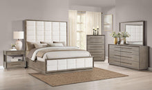 Load image into Gallery viewer, Durango Panel Bed
