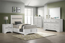Load image into Gallery viewer, Miranda Panel Bed
