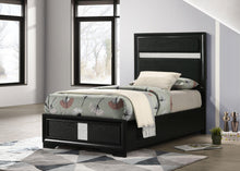 Load image into Gallery viewer, Miranda Panel Bed
