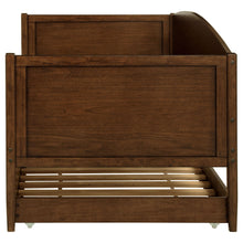 Load image into Gallery viewer, Bozeman Daybed with Trundle
