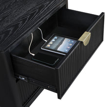 Load image into Gallery viewer, Brookmead Bedroom Set
