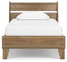 Load image into Gallery viewer, Deanlow Bedroom Package
