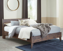 Load image into Gallery viewer, Calverson Bed - Ego Home Furniture
