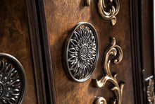 Load image into Gallery viewer, Aquilina Dresser
