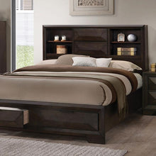 Load image into Gallery viewer, Caistor E.King &amp; Queen Bed

