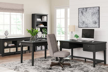 Load image into Gallery viewer, Beckincreek 48&quot; Home Office Desk
