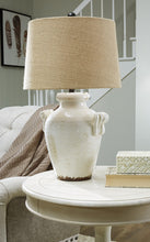 Load image into Gallery viewer, Emelda Table Lamp

