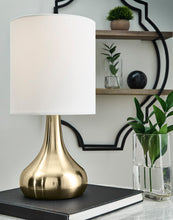 Load image into Gallery viewer, Camdale Lamp Set
