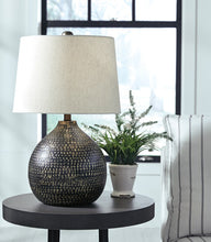 Load image into Gallery viewer, Maire Table Lamp
