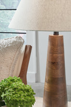 Load image into Gallery viewer, Danset Table Lamp

