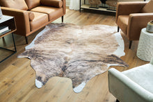Load image into Gallery viewer, Sportsmen 6&#39;5&quot; x 7&#39;11&quot; Rug

