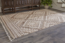 Load image into Gallery viewer, Odedale 5&#39; x 7&#39; Rug
