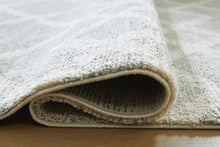 Load image into Gallery viewer, Unawick Medium Rug
