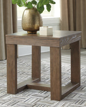 Load image into Gallery viewer, Cariton End Table Set
