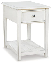 Load image into Gallery viewer, Kanwyn End Table image
