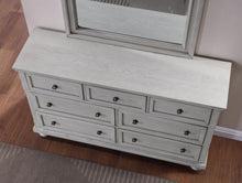 Load image into Gallery viewer, B071 - Dresser - White
