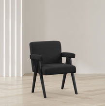 Load image into Gallery viewer, Woodloch - Accent Chair With Black Frame
