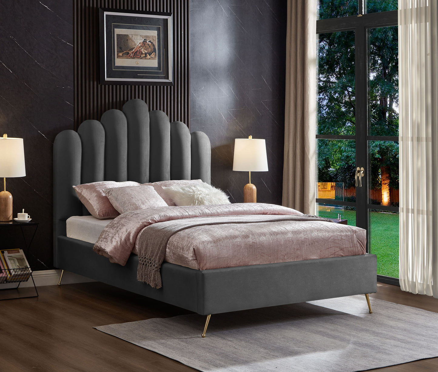 Lily - Bed
