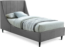 Load image into Gallery viewer, Eva - Velvet Bed
