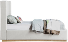 Load image into Gallery viewer, Flynn - Bed
