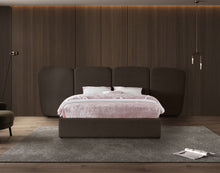 Load image into Gallery viewer, Shiloh - Bed
