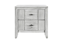 Load image into Gallery viewer, Elsie - 5 Piece King Bedroom Set - Light Gray

