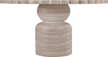 Load image into Gallery viewer, Petalia - Indoor/Outdoor Table
