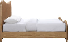 Load image into Gallery viewer, Arvada - Vegan Leather Bed
