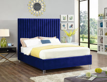 Load image into Gallery viewer, Candace - Bed
