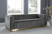 Load image into Gallery viewer, Marlon - Sofa
