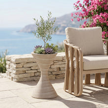 Load image into Gallery viewer, Vessa - Indoor / Outdoor Concrete Planter
