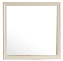 Load image into Gallery viewer, Traditional Wall Mirror For Any Space
