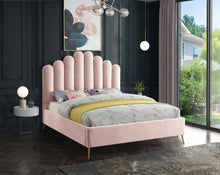 Load image into Gallery viewer, Lily - Bed
