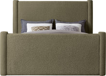 Load image into Gallery viewer, Elias - Boucle Bed
