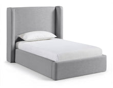 Load image into Gallery viewer, Kendall - Linen Textured Fabric Upholstered Bed

