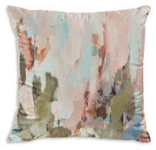 Load image into Gallery viewer, Lauretwood - Pillow
