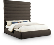 Load image into Gallery viewer, Adam - Boucle Fabric Bed With 89" Headboard
