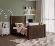 Load image into Gallery viewer, Elias - Velvet Bed
