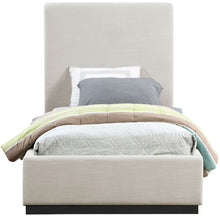 Load image into Gallery viewer, Alfie - Bed
