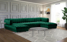 Load image into Gallery viewer, Gwen - 3 Piece Sectional
