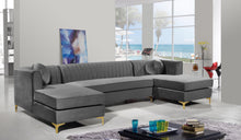 Load image into Gallery viewer, Graham - 3 Piece Sectional
