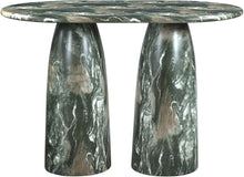 Load image into Gallery viewer, Cosenza - Concrete Indoor / Outdoor Table
