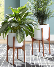 Load image into Gallery viewer, Dorcey - Planter Set (Set of 2) - White / Brown
